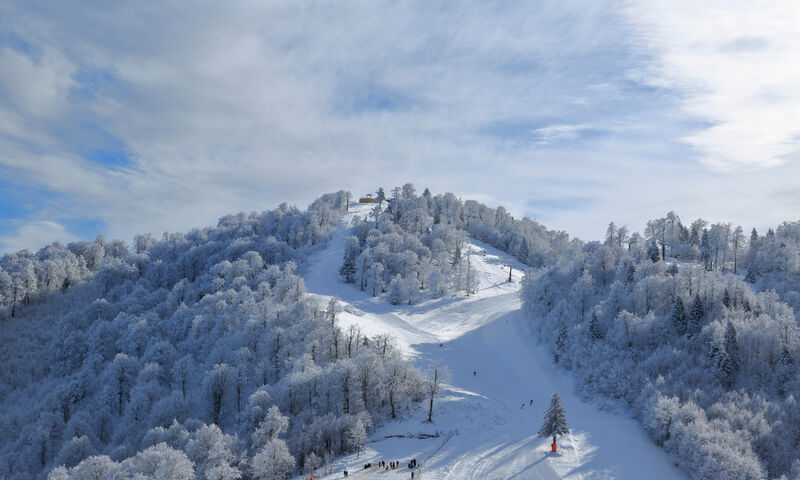 Abant Gölü - Kartalkaya & Kartepe Kayak Merkezi Ormanya Hobbit Evleri Turu(2 Gece konaklamalı)